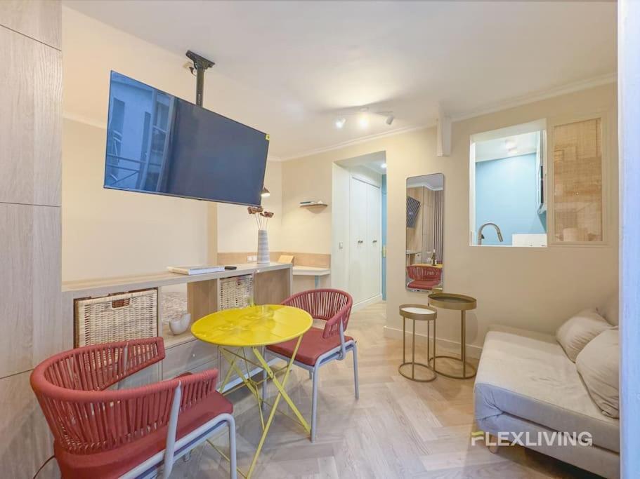 Luxury Studio In City Center Paris Ngoại thất bức ảnh